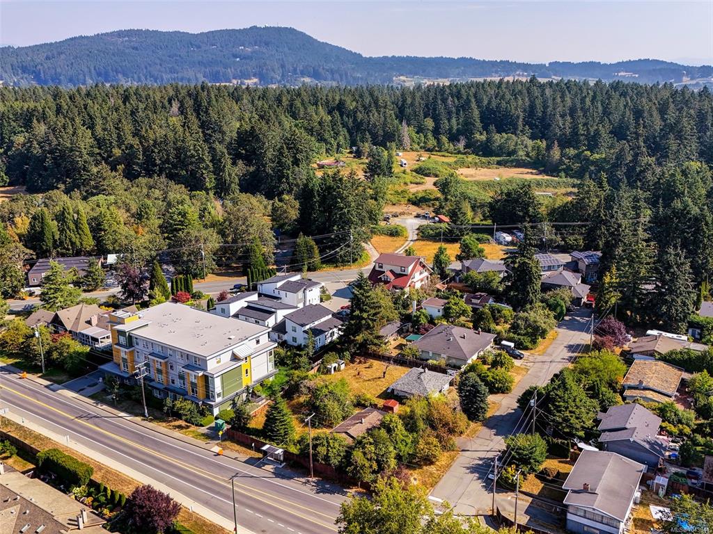 Third View of 1170 Dignan Rd, Central Saanich, BC, V8M 1H4