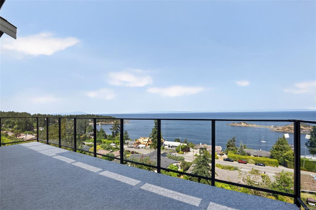 Third View of 3856 Gulfview Dr, Nanaimo, BC, V9T 6E2