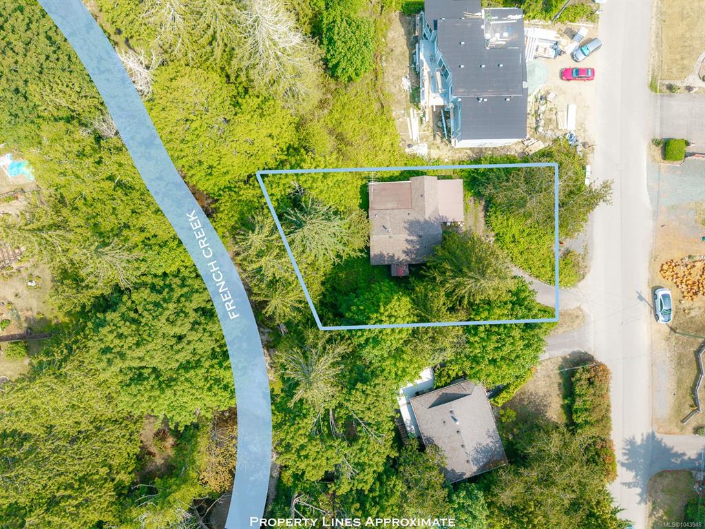 Fourth View of 1319 Lee Rd, Parksville, BC, V9P 1Y9