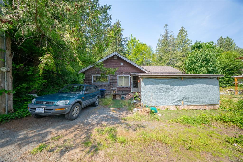Fifth View of 1319 Lee Rd, Parksville, BC, V9P 1Y9