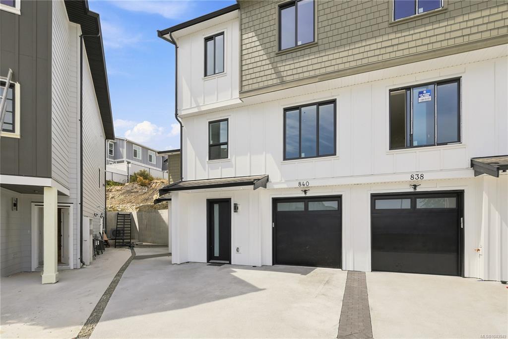 Third View of 838 Blackbird Pl, Langford, BC, V9B 6H4