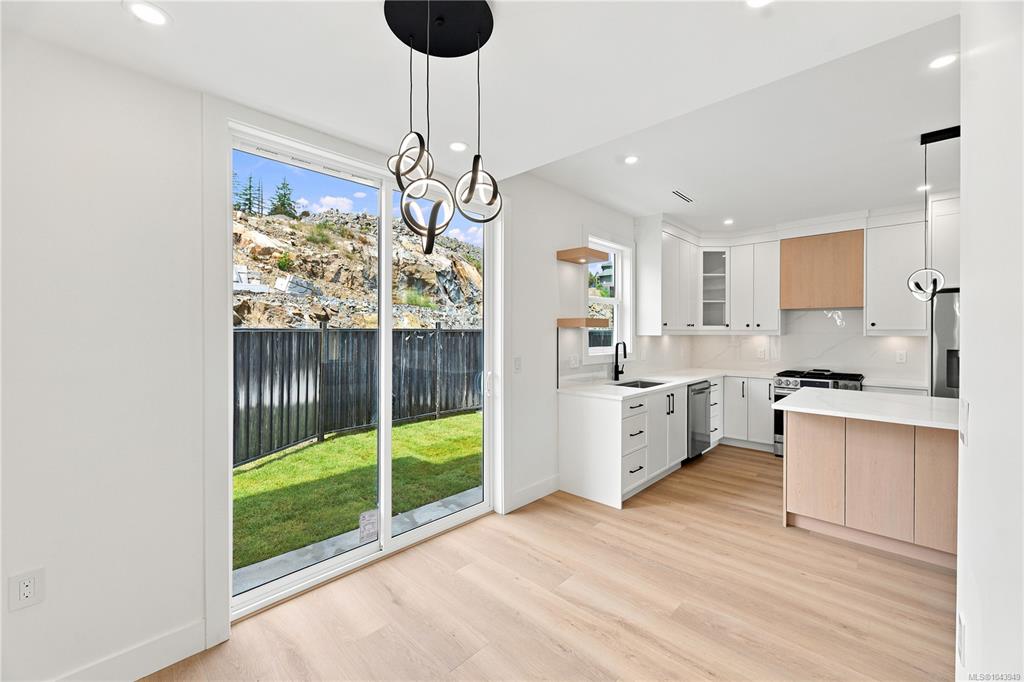 Fifth View of 838 Blackbird Pl, Langford, BC, V9B 6H4