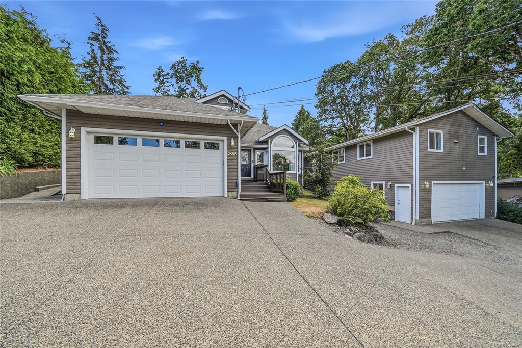 1688 Maple Bay Rd, 1043957, BC,