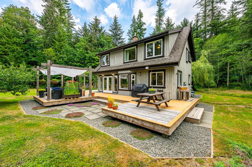 7003 River Ave N, 1043977, BC,