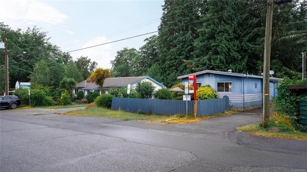 Third View of 230 Campbell St, Tofino, BC, V0R 2Z0