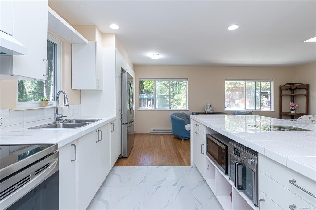 Third View of 2500 Florence Lake Rd, Langford, BC, V9B 4H2