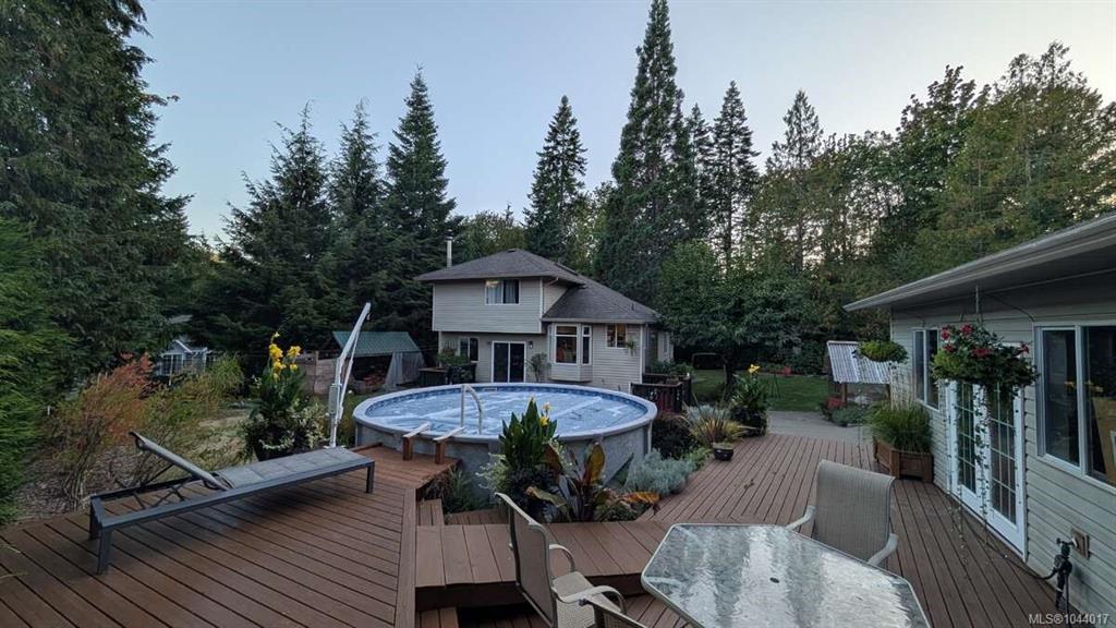 Third View of 100 Elk Rd, Lake Cowichan, BC, V0R 2G0