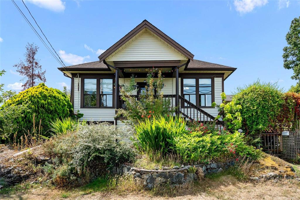 1439 Haultain St, 1044018, BC,