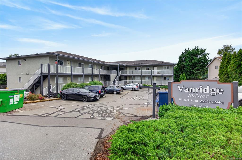 Third View of 123 Back Rd, Vanridge Manor, Courtenay, BC, V9N 3W5