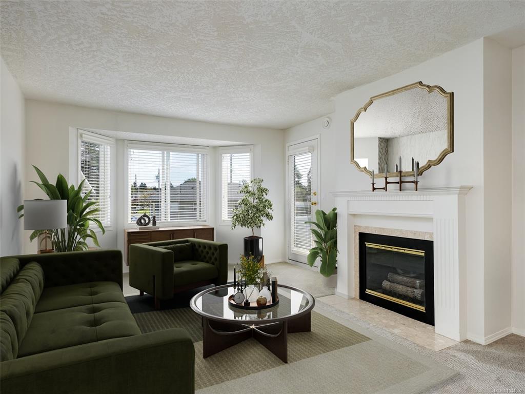 Third View of 3921 Shelbourne St, Saanich, BC, V8P 4H9