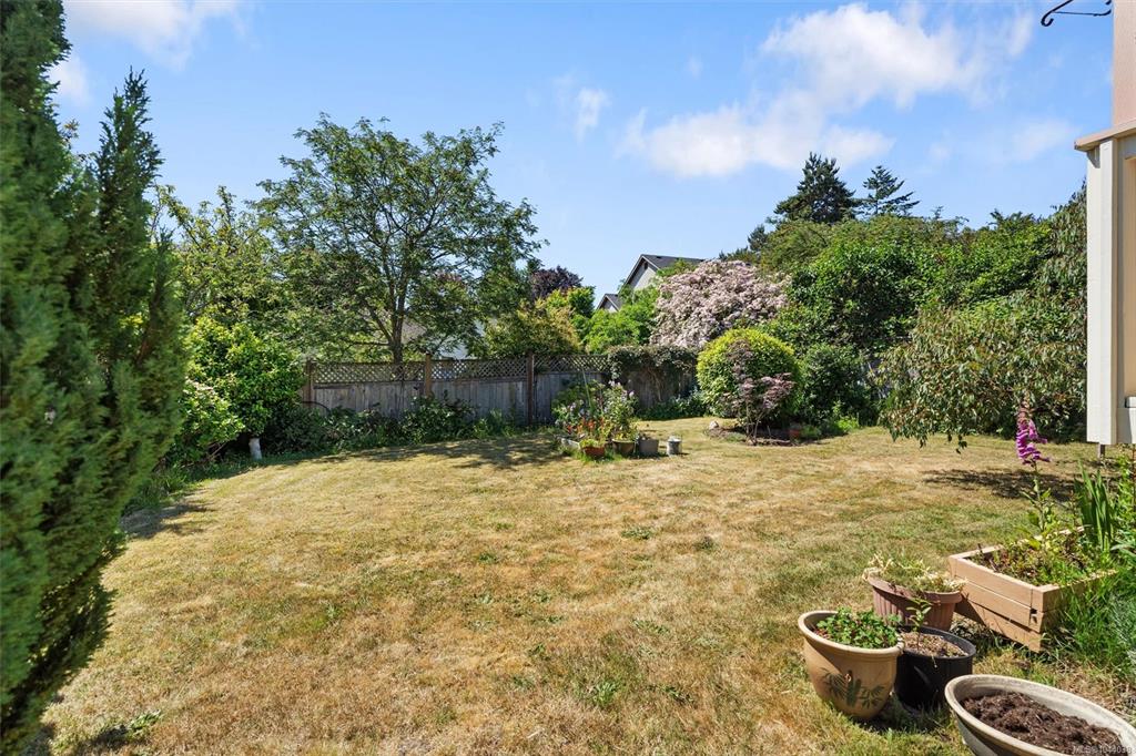 Third View of 2183 Central Ave, Oak Bay, BC, V8S 2R6