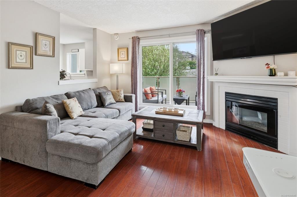 Fifth View of 2710 Grosvenor Rd, Victoria, BC, V8T 3M9