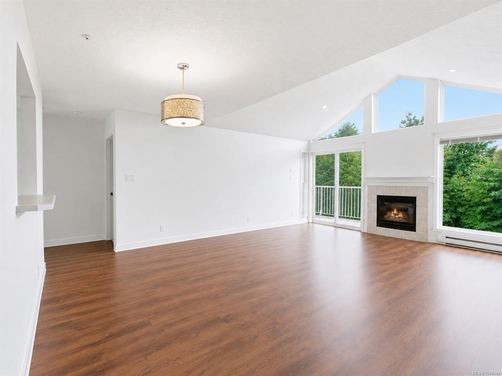 Fourth View of 571 Bradley St, Park Ridge Place, Nanaimo, BC, V9S 1B9