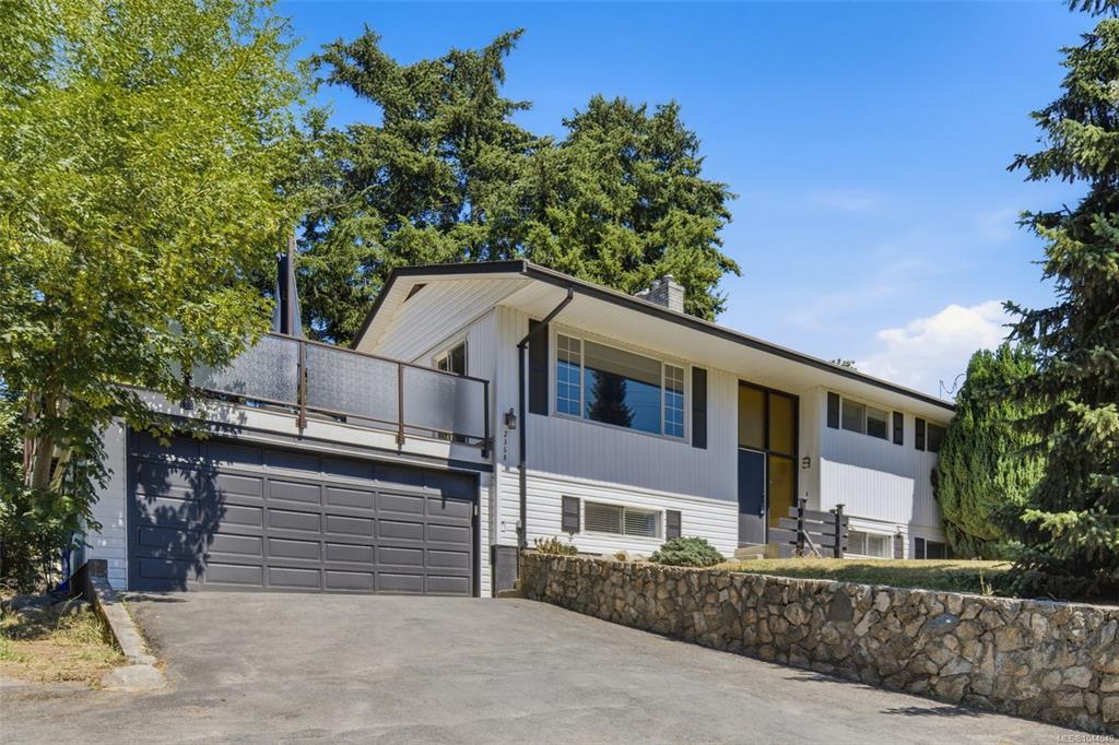 2358 Tanner Rd, 1044049, BC,