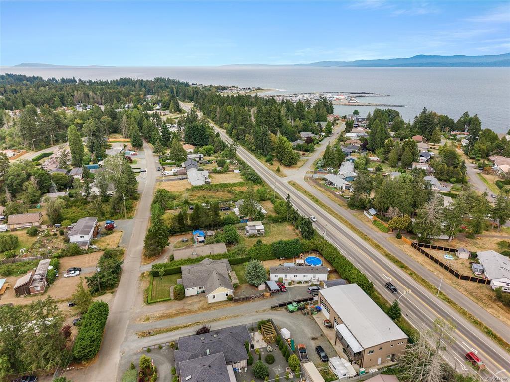 Third View of 810 Reid Rd, French Creek, BC, V9P 2E6