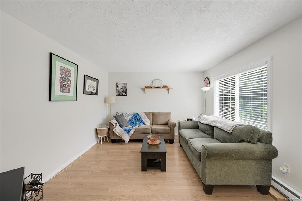 Fifth View of 2860 Sooke Lake Rd, Canyon Park Estates, Langford, BC, V9B 4R3