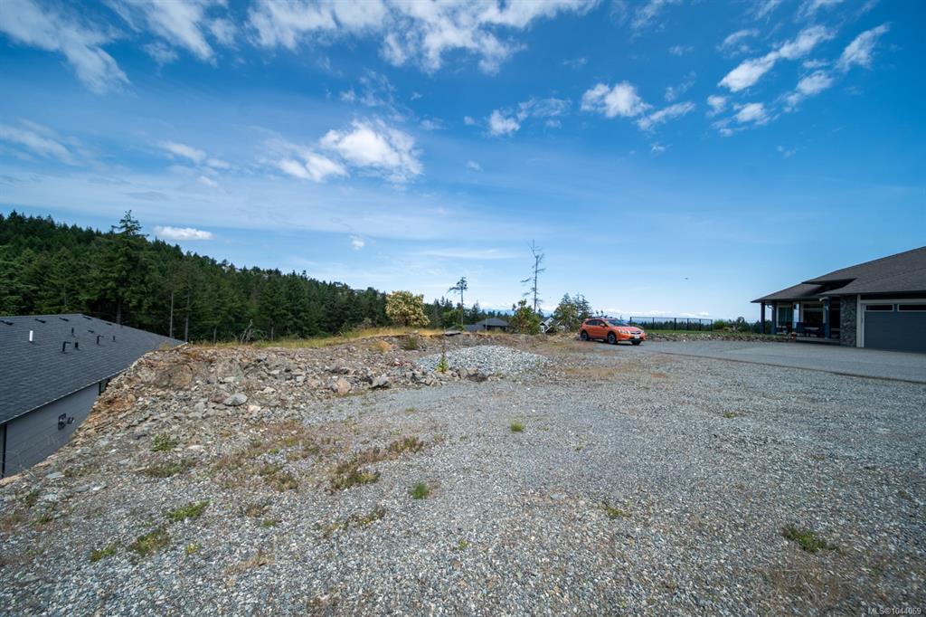 Fifth View of 104 Bray Rd, Nanaimo, BC, V9T 0C2