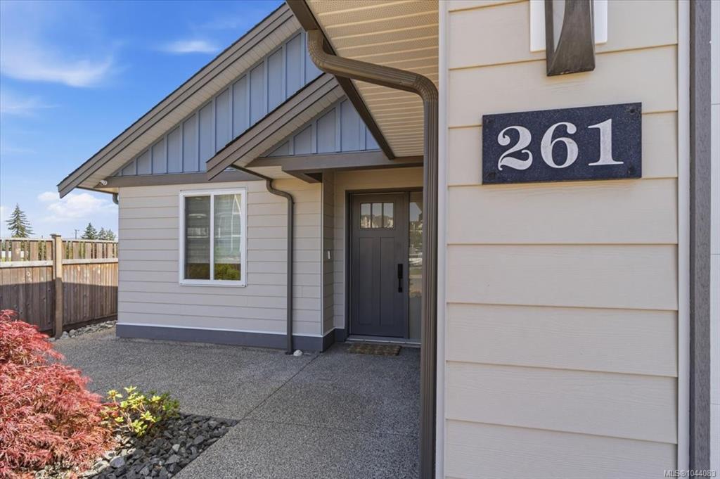 Fourth View of 261 Dunbar Way, Parksville, BC, V9P 0G6