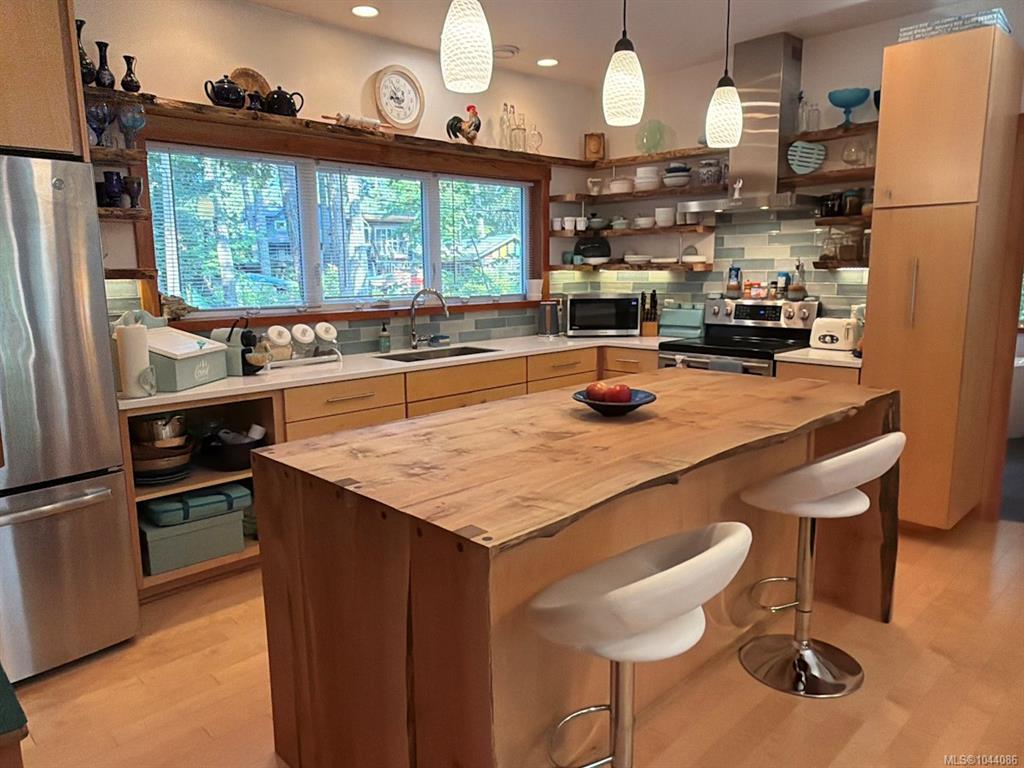 24 Pirate Pl, 1044086, BC,