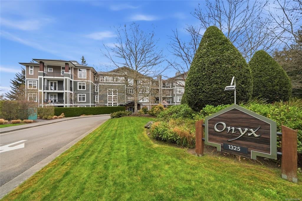 Third View of 1325 Cape Cod Dr, The Onyx, Parksville, BC, V9P 2Y8