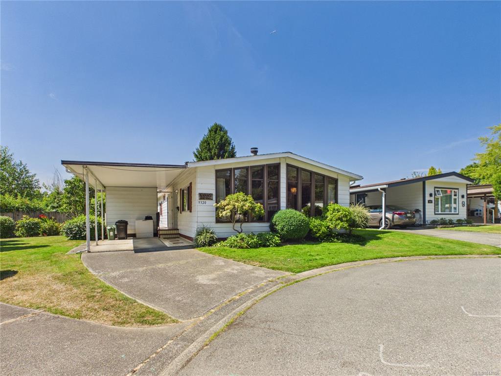 Main View of 9320 Trailcreek Dr, Sidney, BC, V8L 4M6