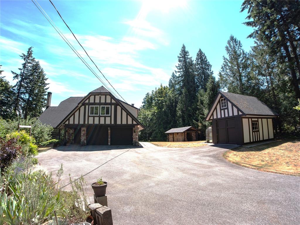 Third View of 1420 Campbell Rd, Cobble Hill, BC, V8H 0B8
