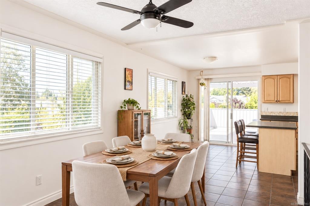 Fifth View of 7031 West Saanich Rd, Central Saanich, BC, V8M 1G8