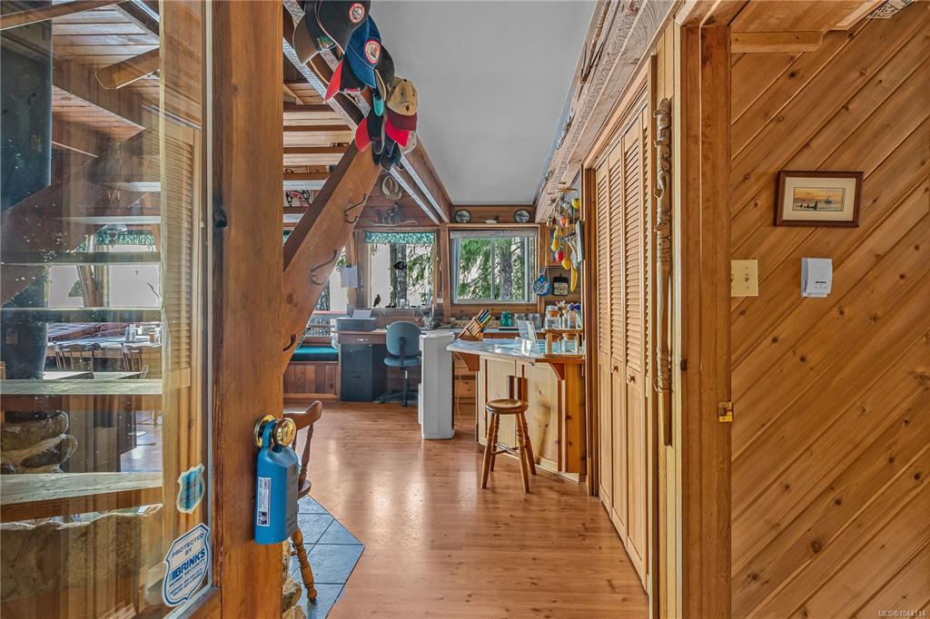 Fifth View of 7 Baikie Dr, Campbell River, BC, V9W 2C5