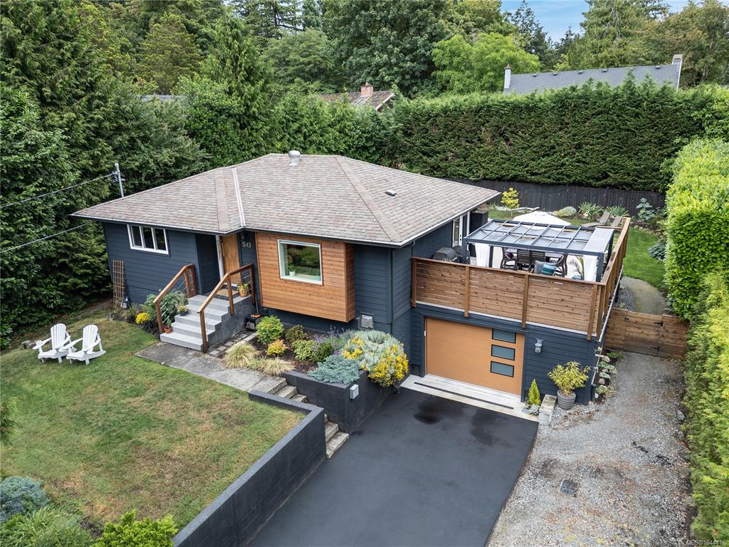 Third View of 5143 Santa Clara Ave, Saanich, BC, V8Y 1W5