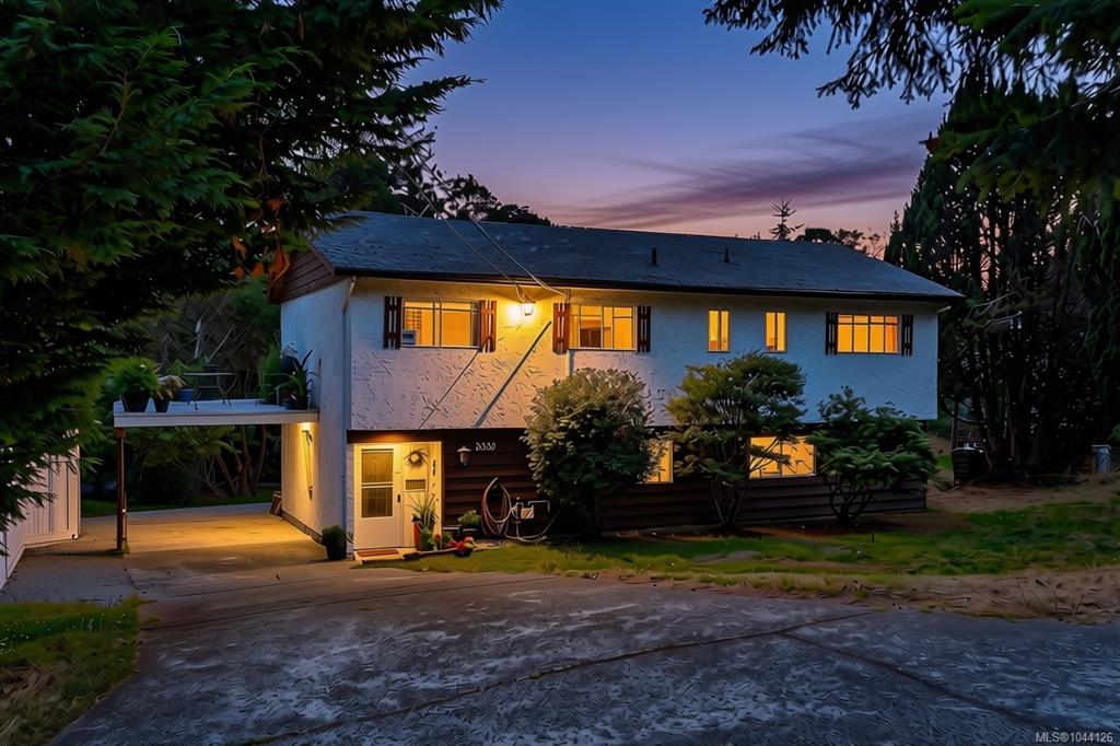Third View of 3330 Ravenwood Rd, Colwood, BC, V9C 2X4