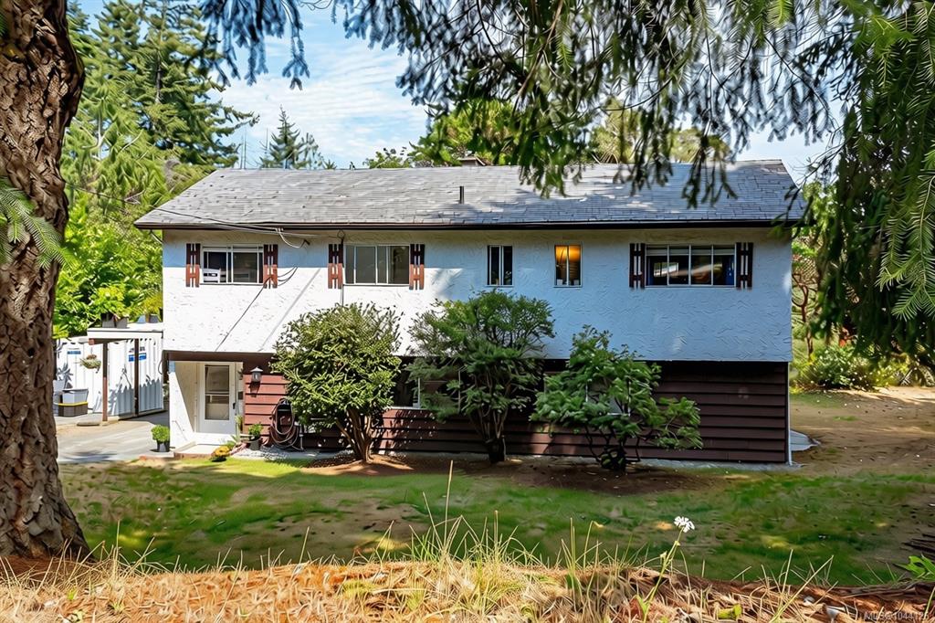 Fifth View of 3330 Ravenwood Rd, Colwood, BC, V9C 2X4