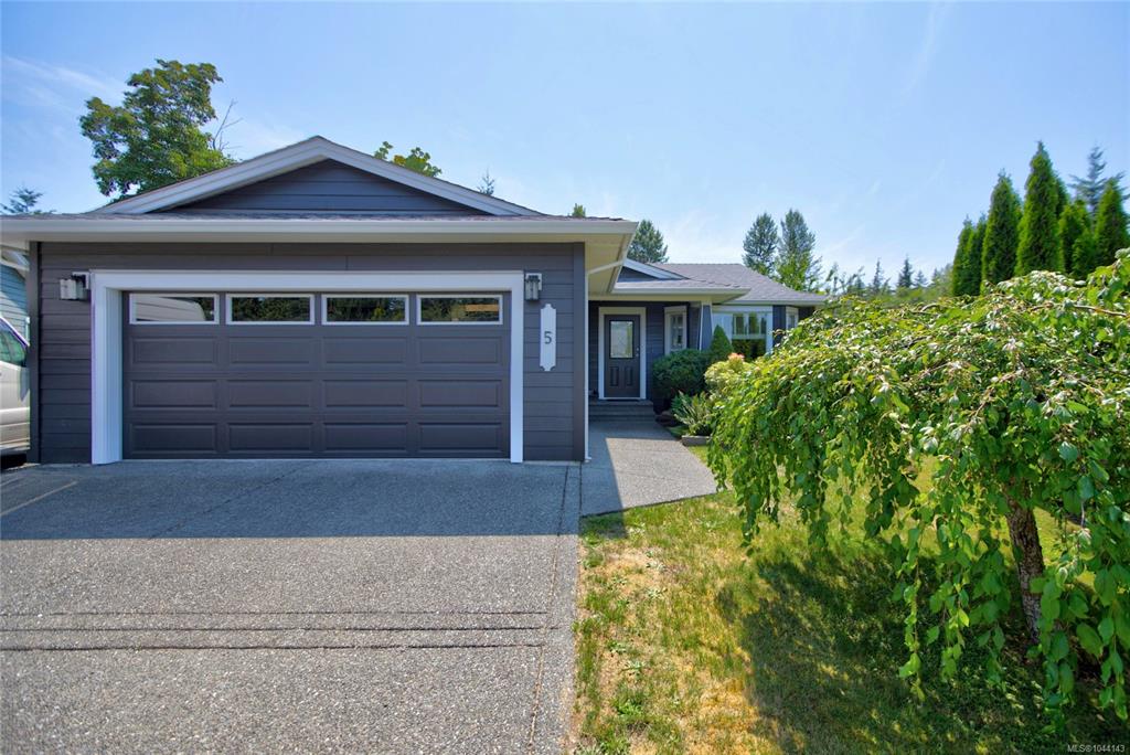 5 Strathcona Crt, 1044143, BC,