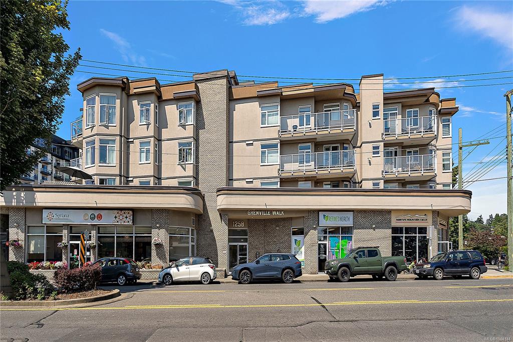 Third View of 1258 Esquimalt Rd, GRENVILLE WALK, Esquimalt, BC, V9A 3A3