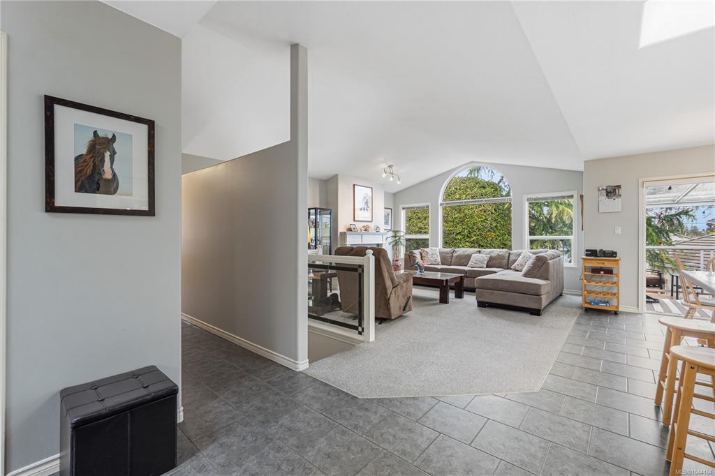Fourth View of 1107 Aery View Way, MORNINGSTAR, French Creek, BC, V9P 2N9