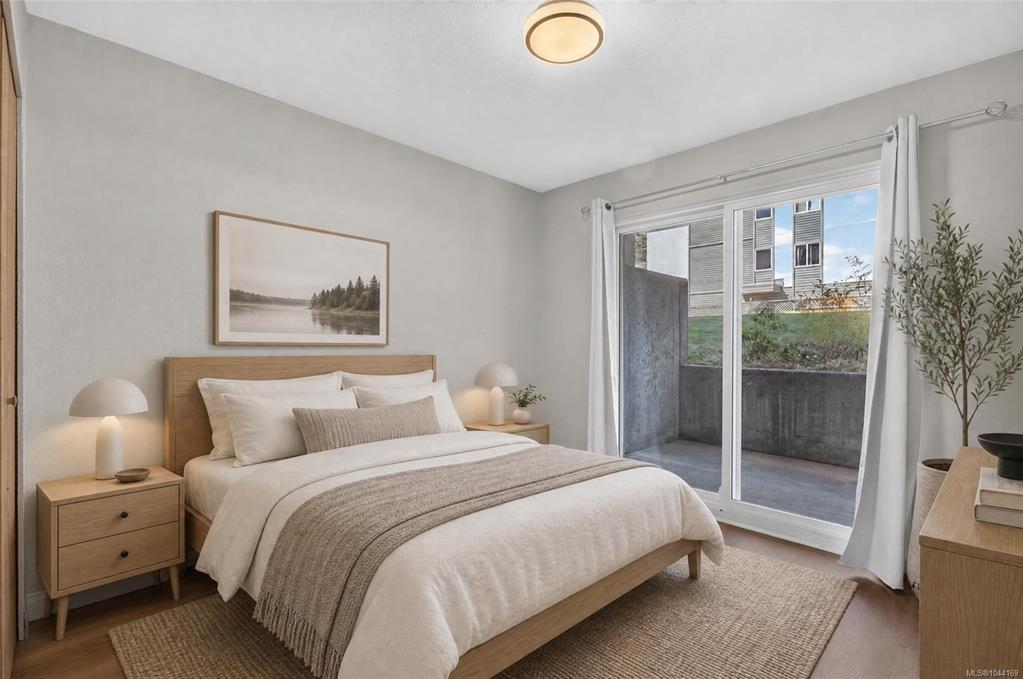Fourth View of 200 Back Rd, Hollyridge Manor, Courtenay, BC, V9N 3W6