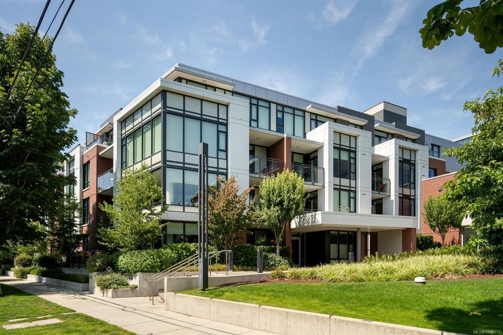 Third View of 530 Michigan St, Capital Park, Victoria, BC, V8V 0G2