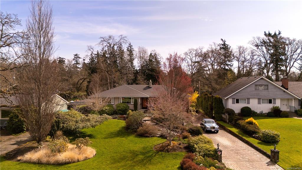 Third View of 3331 Woodburn Ave, Oak Bay, BC, V8P 5B8