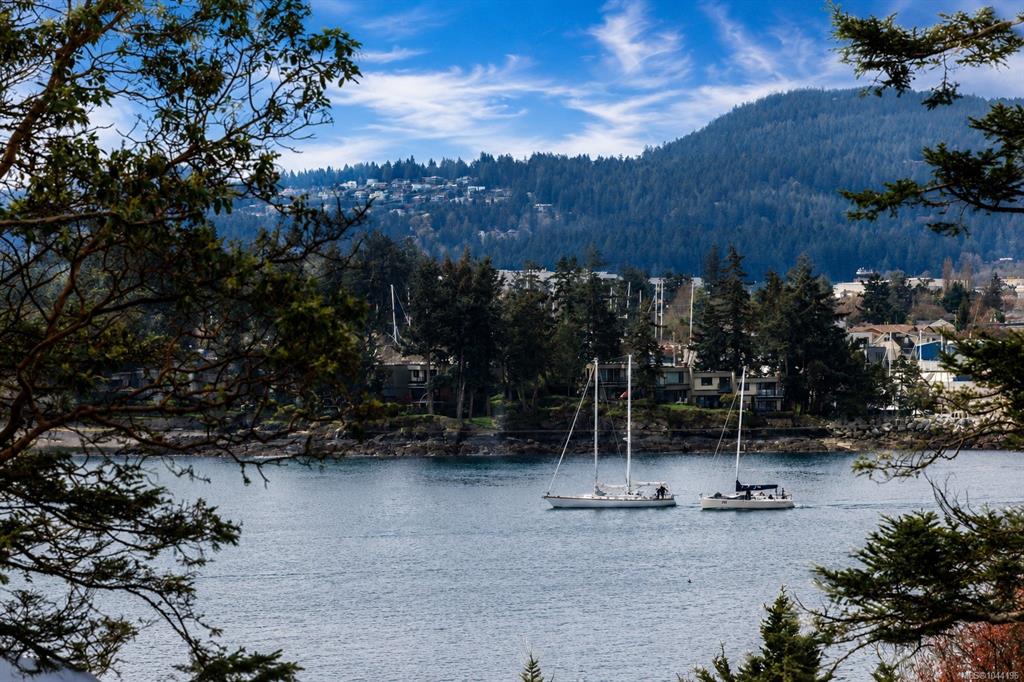 Third View of 2452 Tryon Rd, North Saanich, BC, V8L 5H8
