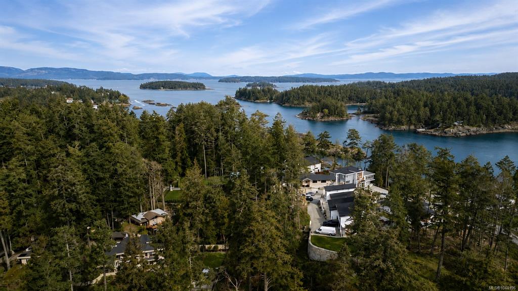 Fifth View of 2452 Tryon Rd, North Saanich, BC, V8L 5H8