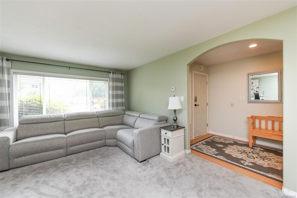 Fifth View of 2099 St Andrews Way, Courtenay, BC, V9N 9V5
