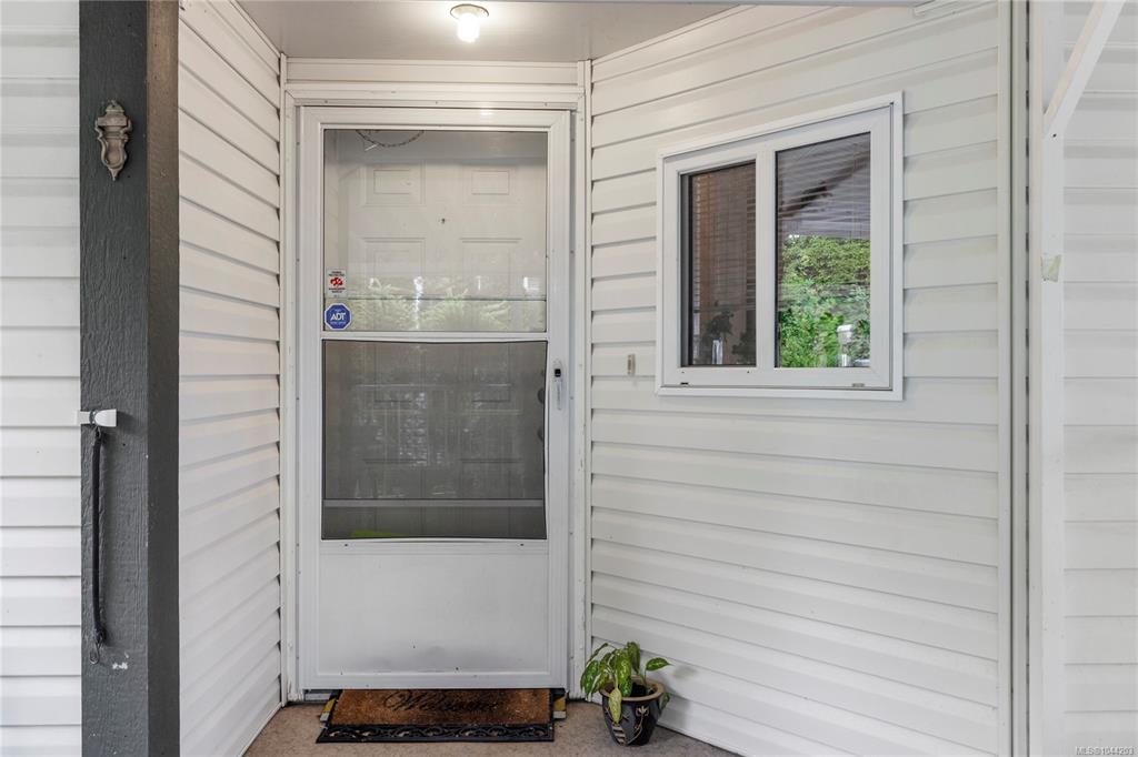 Third View of 1948 Valley Oak Dr, Nanaimo, BC, V9R 6N1