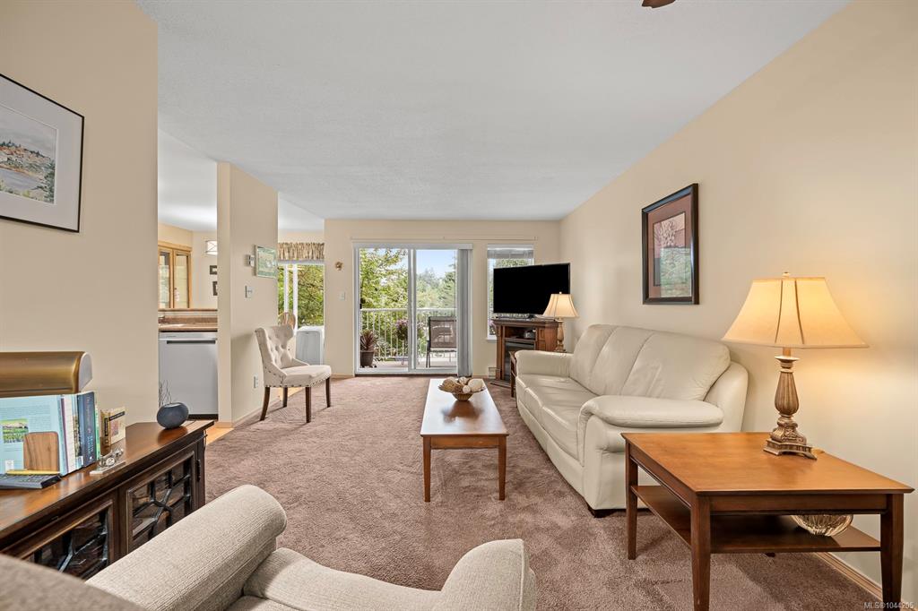 Fourth View of 698 Aspen Rd, ASPEN COURT, Comox, BC, V9M 3S9