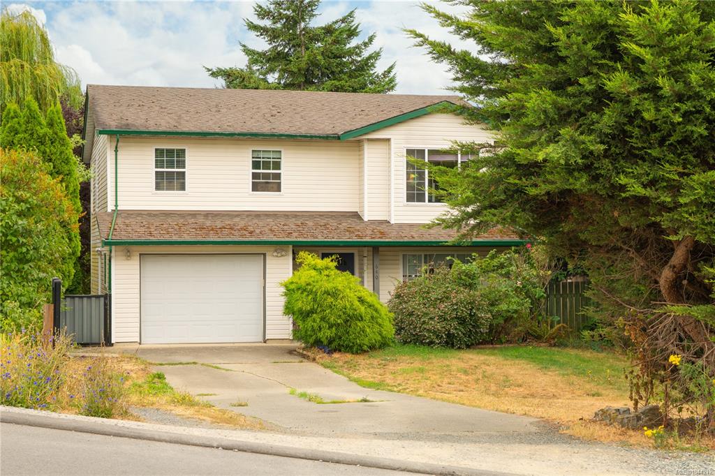 Second View of 640 Railway Ave, Nanaimo, BC, V9R 4K9