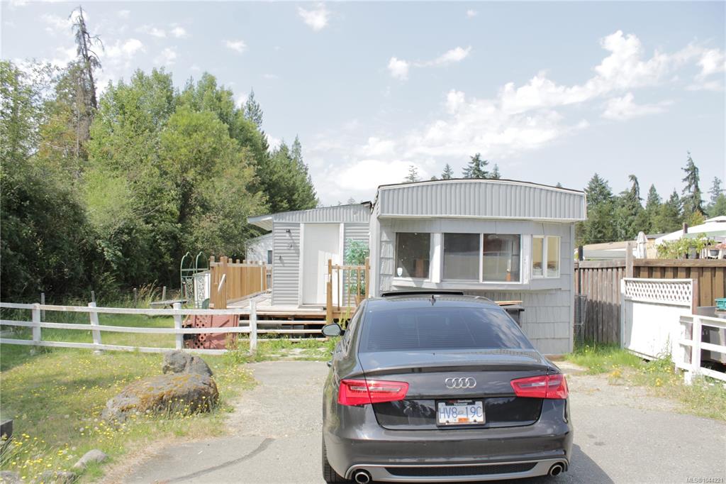 Third View of 1050 Bowlby Rd, Pine Estates, Errington, BC, V0R 1M0