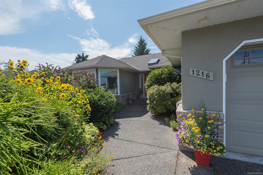 Fifth View of 1216 Gilley Cres, Parksville, BC, V9P 1W4