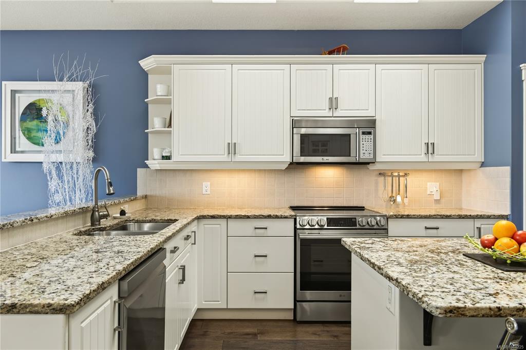 Fifth View of 500 Russell Rd, Quail's Gate, Ladysmith, BC, V9G 1W3
