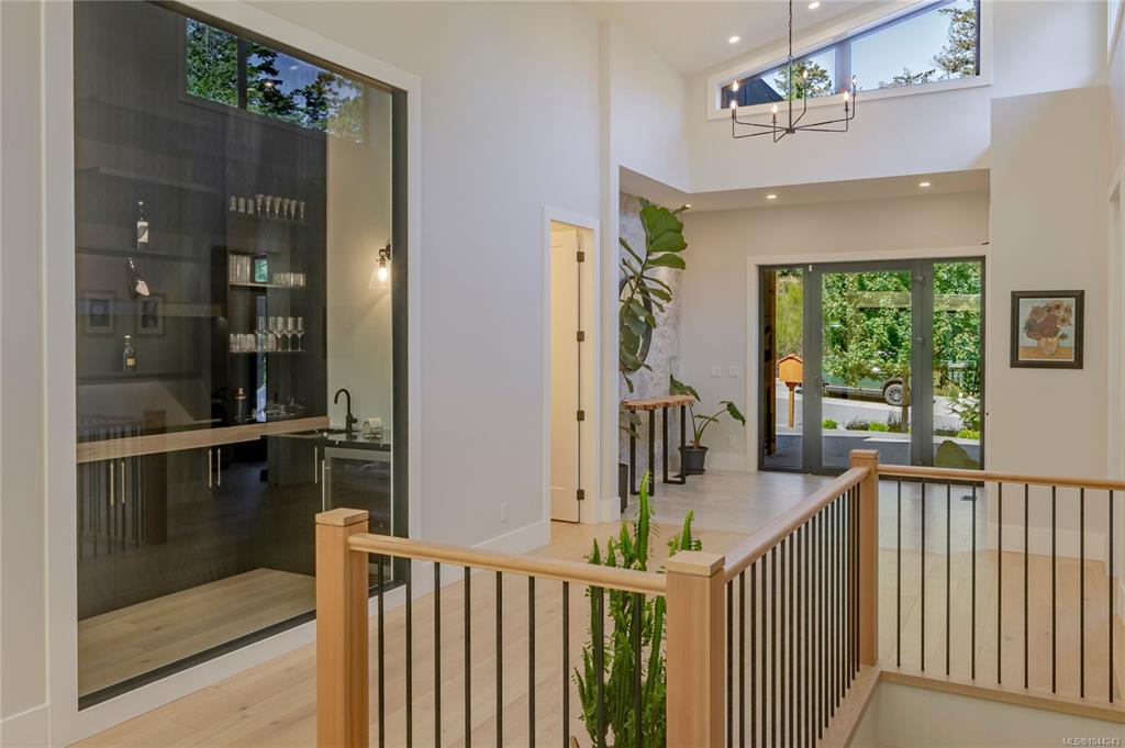 Fourth View of 613 Medalist Ave, Colwood, BC, V9C 0R7