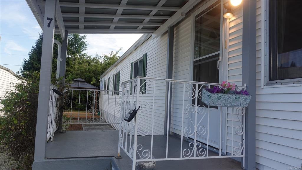 Third View of 6820 Parklands Pl, Parklands Mobile Home Park, Lantzville, BC, V0R 2H0
