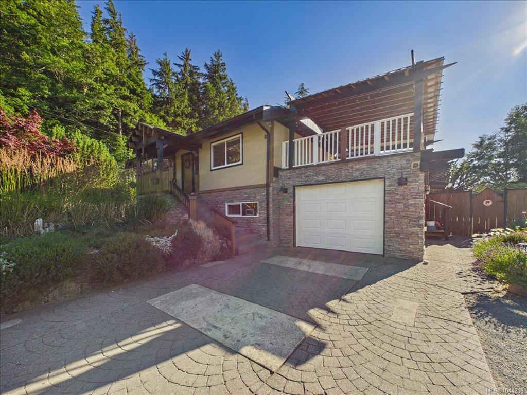 Third View of 1638 Whiffin Spit Rd, Sooke, BC, V9Z 0T8