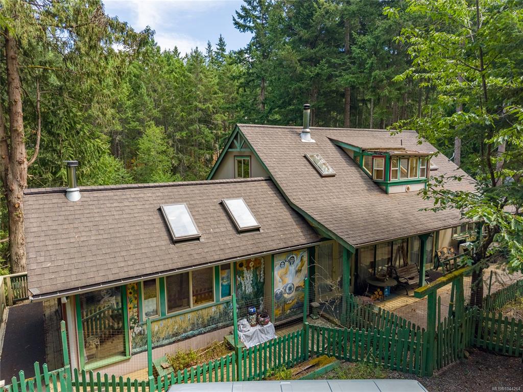 Second View of 3706 Starboard Cres, Pender Island, BC, V0N 2M0